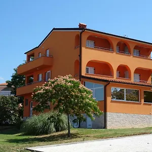 Orange Appartamento Medolino